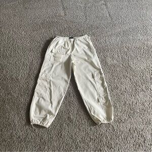 Forever 21 Cream Cargo Pants